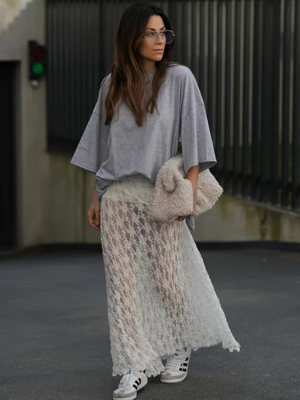 Women'S Lace Skirt - White