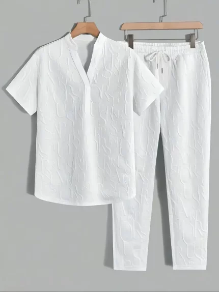 Texture V-neck T-shirt