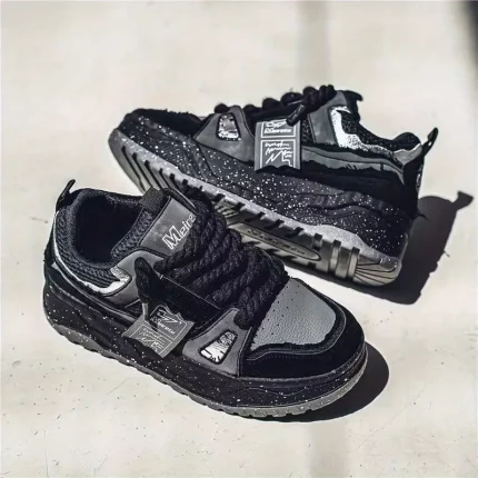 Men'S Trendy Low-Top Sneakers with Thick Cushioned Rubber