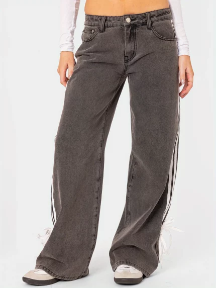 Women'S Low Rise Straight-Leg Jeans with Pockets - Light Blue Denim Pants