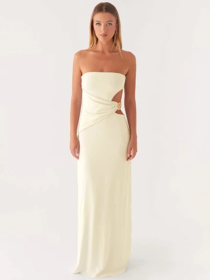 Women's Elegant Strapless Ruffled A-Line Maxi Dress - Long Sleeveless