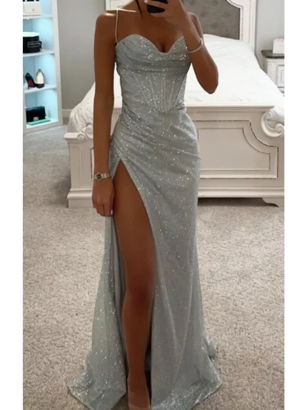 Women's Elegant Halter Neck Bodycon Dress with Open Back & High Slit - Machine
