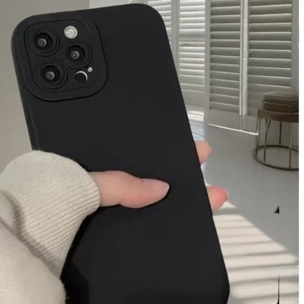 A Stylish And Minimalist Black Eye Phone Case Suitable for Iphone Models 16
