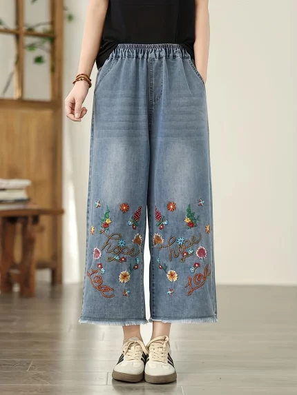 Elegant Embroidered Wide Leg Casual Jeans with Natural Edge Design